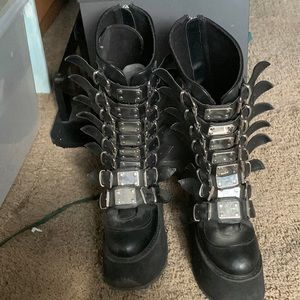 Swing 815 size 7 demonias